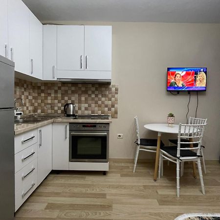 Comfort Apartment City Center Tirana Exterior foto